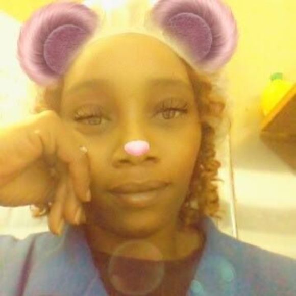 Meet your Posher, Ladonna - Picture 1 of 1